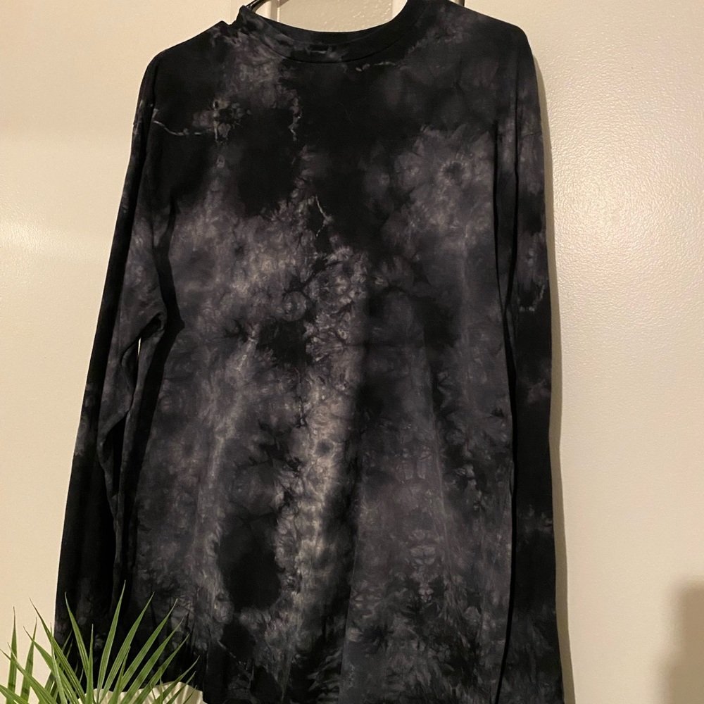Paperbacks Long Sleeve